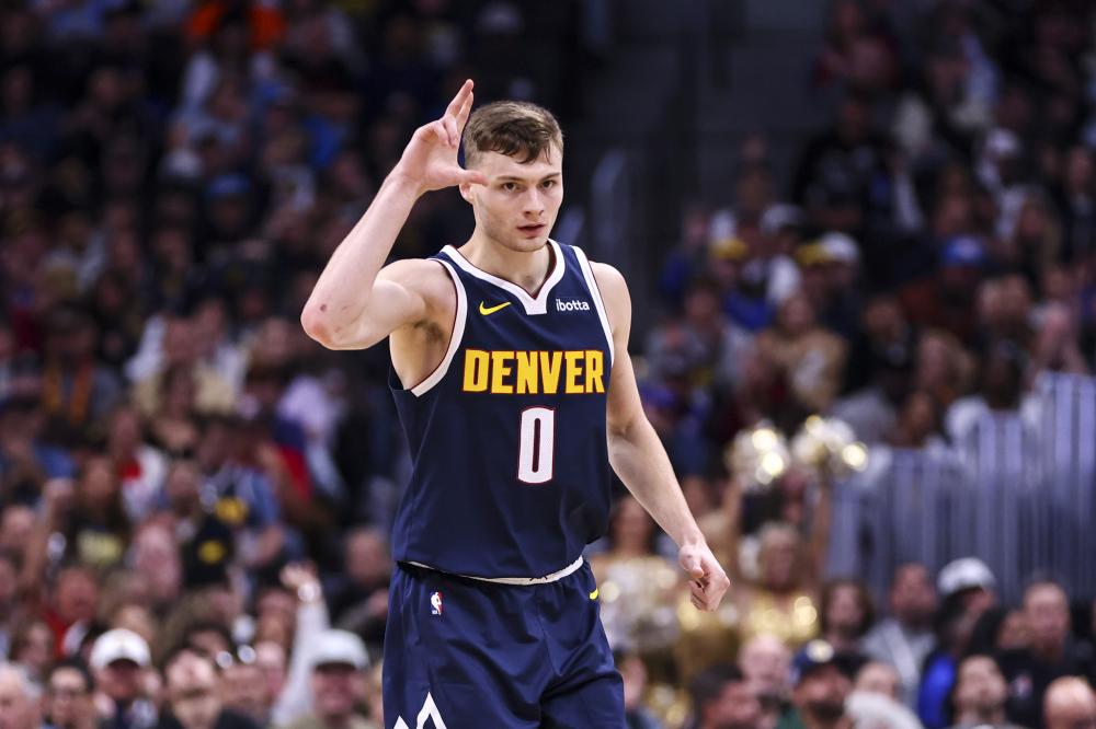 得益于他在 得益于他在